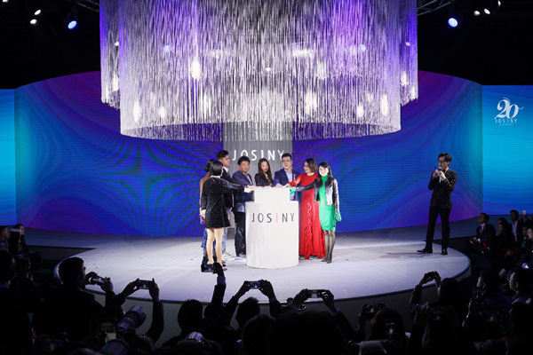 点燃时尚，卓诗尼集团20周年庆，推出全新品牌Talitaqoom
