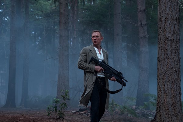 《007：无暇赴死》今日上映 丹尼尔·克雷格终极一战震撼开启